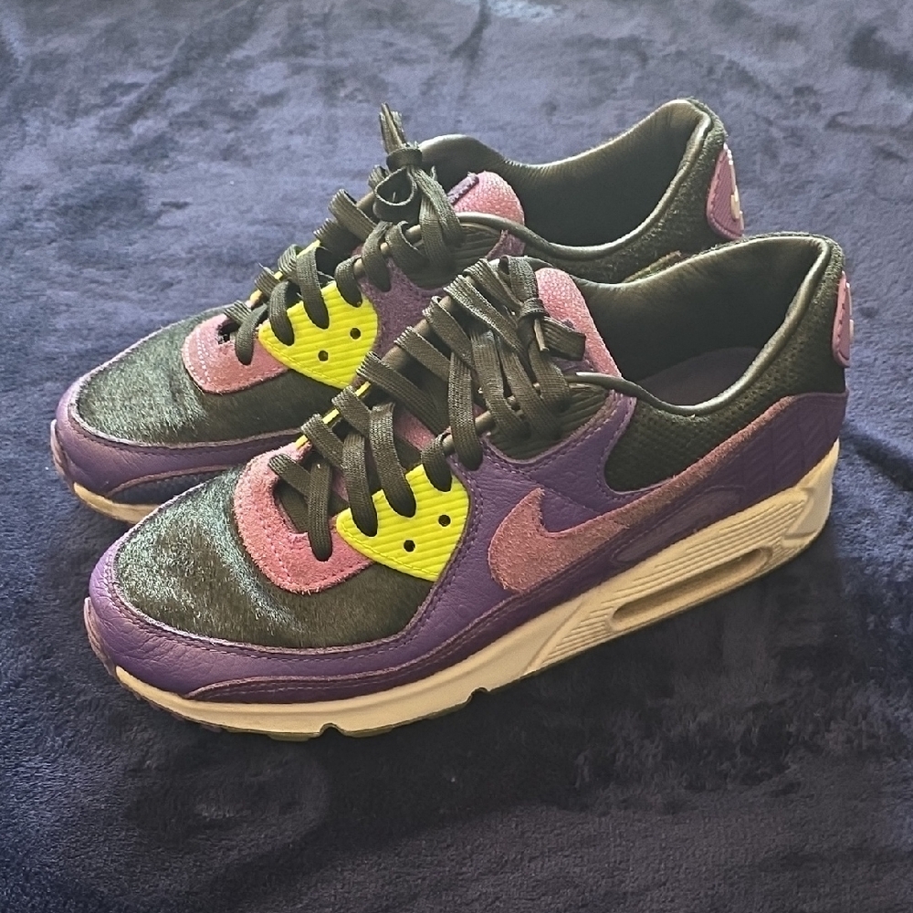 Nike 90s Exotic Animal Pack Shoes